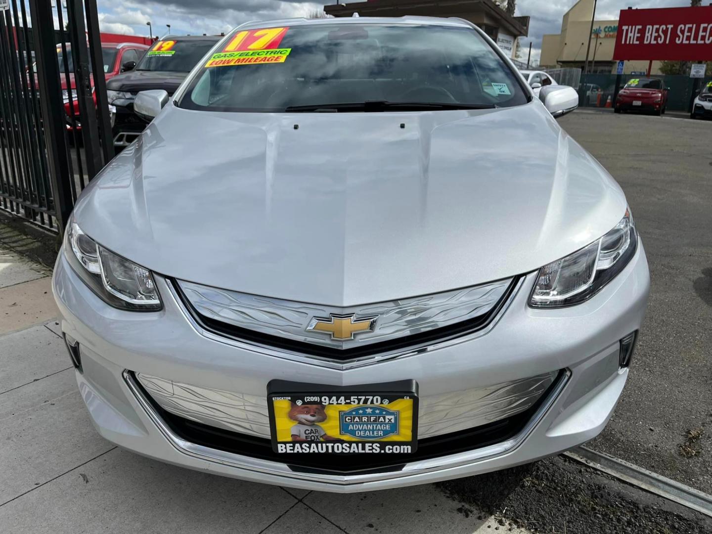 2017 SILVER /BLACK Chevrolet Volt LT w/ Standard Emission Package (1G1RA6S56HU) with an 1.5L L4 DOHC 16V engine, CVT transmission, located at 744 E Miner Ave, Stockton, CA, 95202, (209) 944-5770, 37.956863, -121.282082 - PLUS TAXES AND FEES - Photo#1